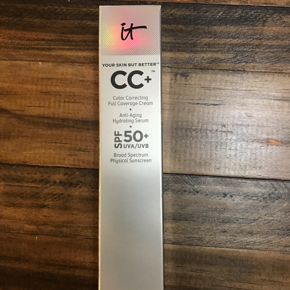 it Cosmetics Your Skin But Better CC+   BRAND NEW